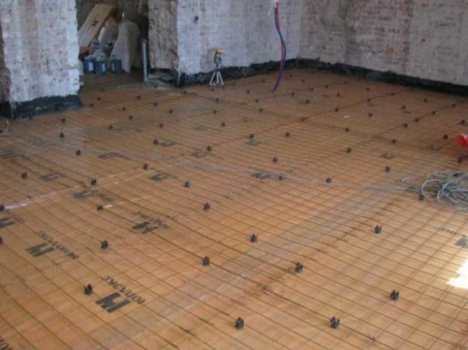 5 raisons pour lesquelles ils mettent Penoplex sous la chape