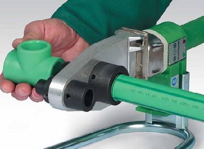 appareil pour souder les communications en plastique
