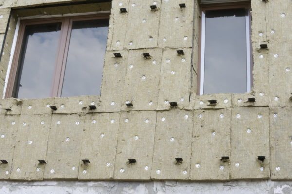 La laine de basalte est utilisée avec succès pour l'isolation des façades.