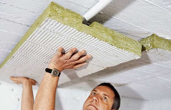 Le mieux pour isoler le sol dans une maison en bois