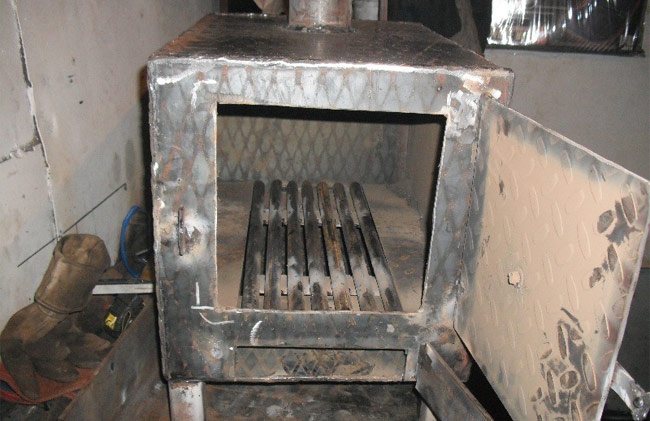 Comment peindre un poêle en fonte