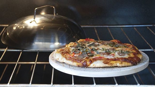 Pour la pizza
