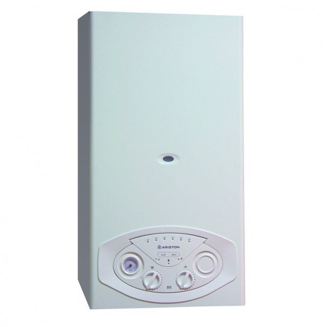 Chaudière gaz double circuit Hotpoint-Ariston BS II 15 FF