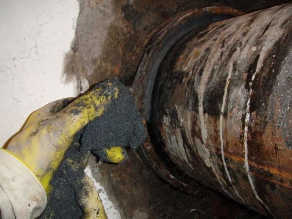 Résine époxy pour canalisations d'égout