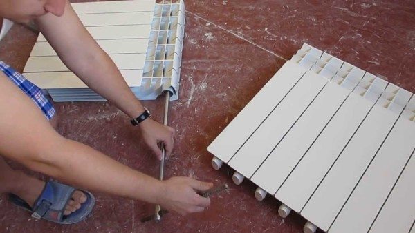 Raccords pour un radiateur en fonte
