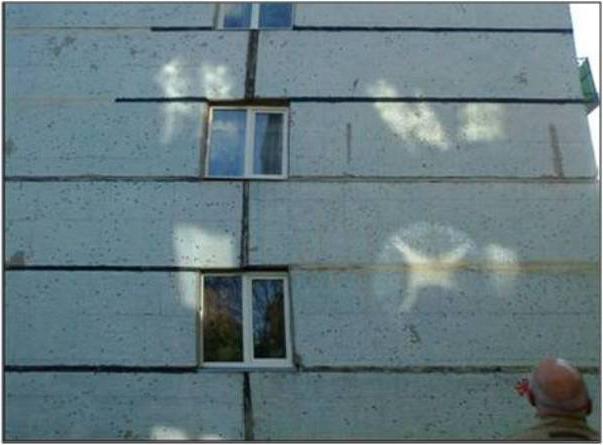 joints d'étanchéité dans une maison en panneaux
