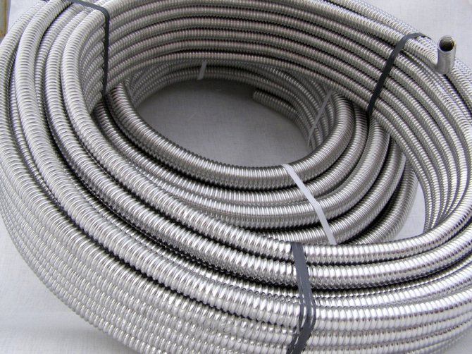 Les tubes en acier ondulé sont également appréciés pour leur capacité à résister à de fortes chutes de pression.