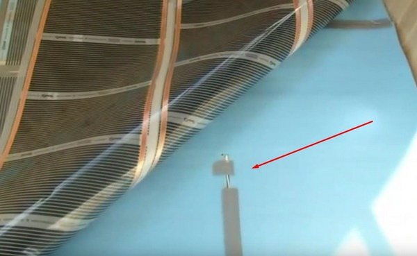 Chauffage au sol infrarouge sur le balcon sous le stratifié comme le meilleur choix
