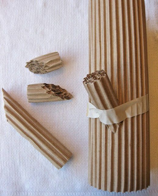 Bois de chauffage en carton artificiel