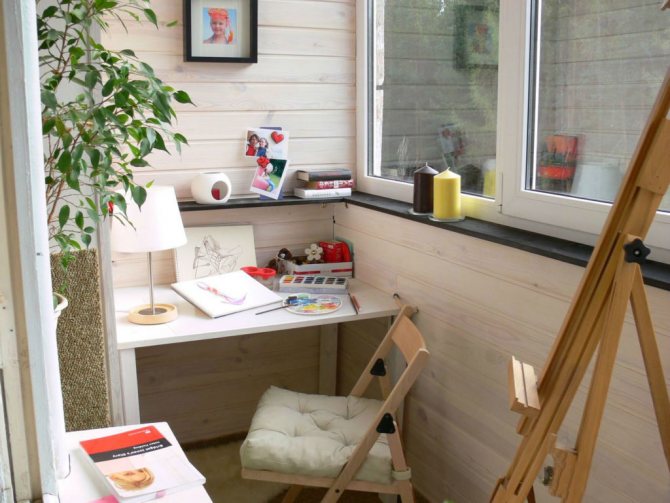 Cabinet, atelier, dressing - comment transformer le balcon de Khrouchtchev
