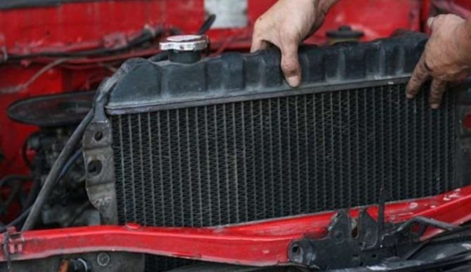 Comment nettoyer un radiateur de voiture