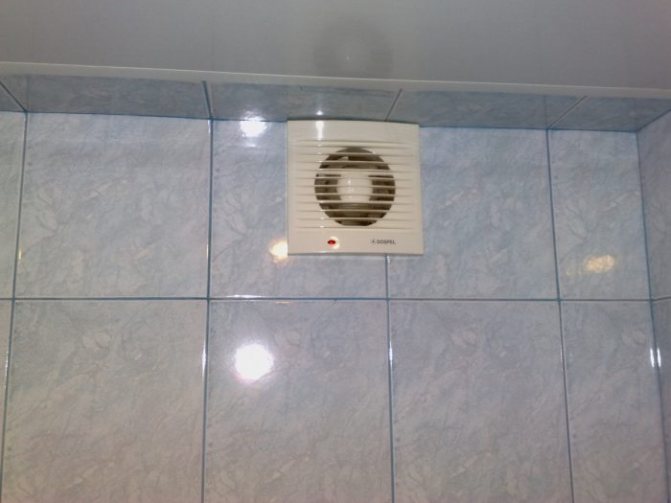 Comment se débarrasser de l'humidité dans un appartement ou une maison: appareils et méthodes