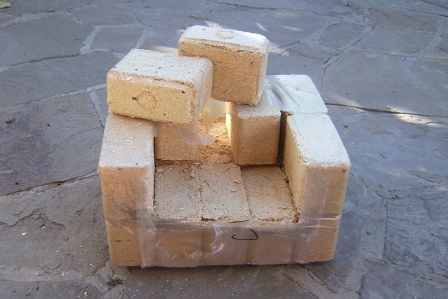Comment choisir la bonne chaudière à combustible solide automatique pour une longue combustion et le combustible pour cela