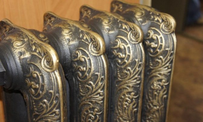 Comment démonter une batterie en fonte de vos propres mains?