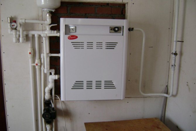 Comment cacher correctement une chaudière à gaz dans la cuisine?