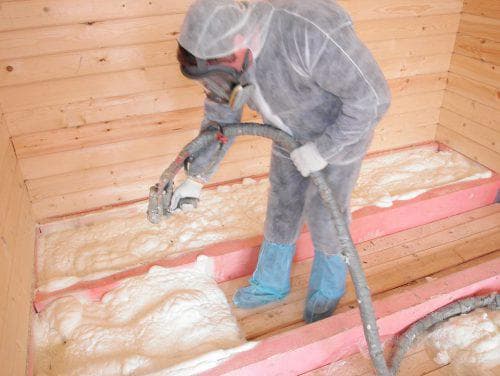 Comment isoler le sous-sol d'une maison en bois de vos propres mains