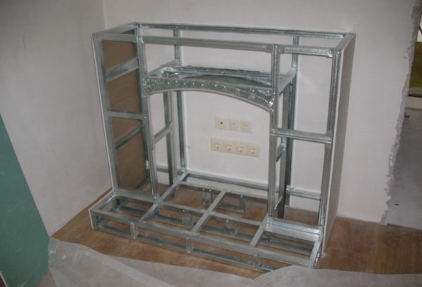 Cadre de cheminée électrique