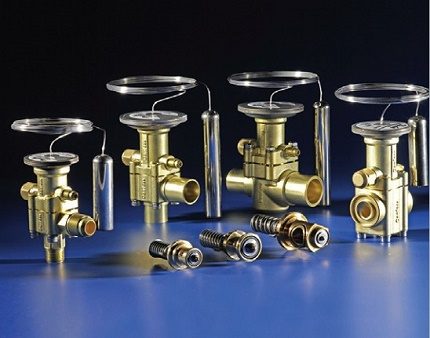 Valve d'exclusion de coup de bélier