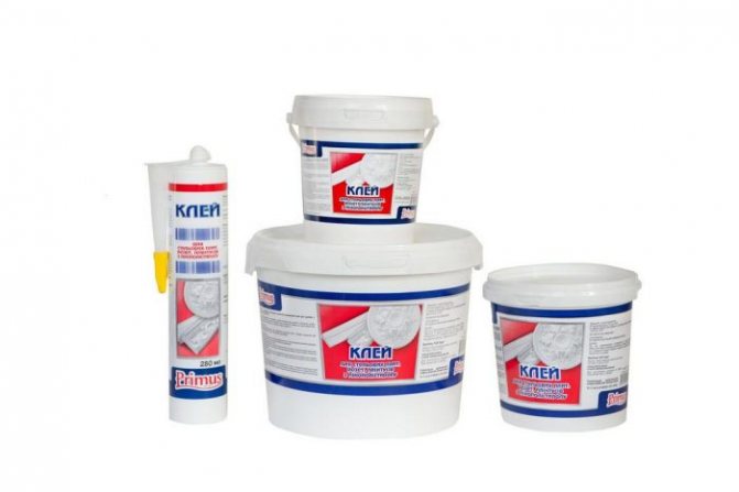 adhésif pour carreaux de plafond