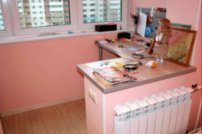 Cuisine et balcon.