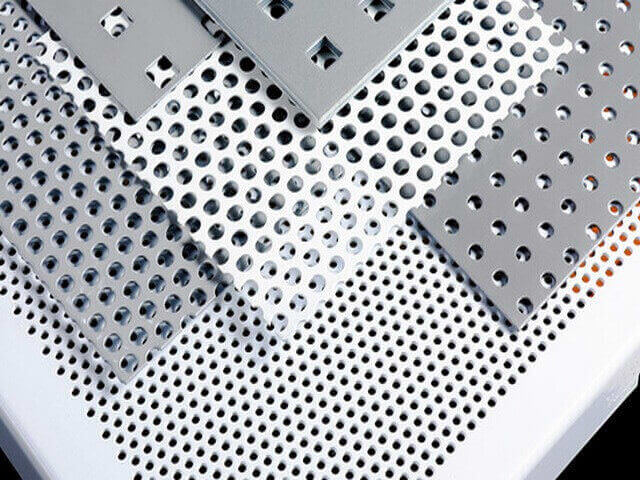 Tôles perforées pour la fabrication de l'absorbeur