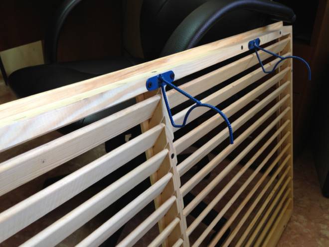 Grilles métalliques pour radiateurs chauffants