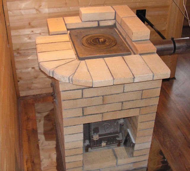 Mini four à briques pour chalets d'été