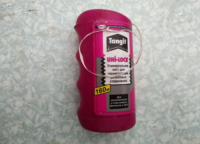Filetage Tangit Unilok pour l'étanchéité des raccords filetés