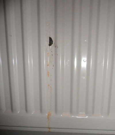 Une des photos du radiateur Prado qui fuit