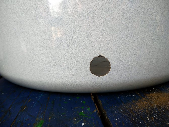 Trou de 1/2 pouce dans le pot en émail