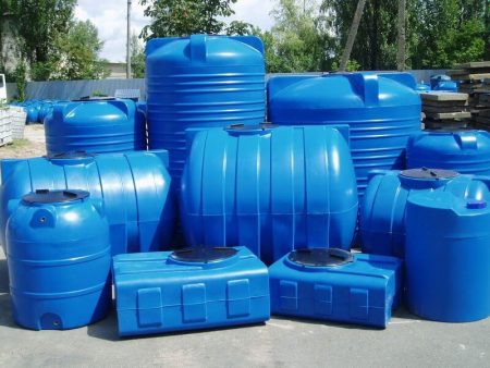 Réservoirs de stockage en plastique