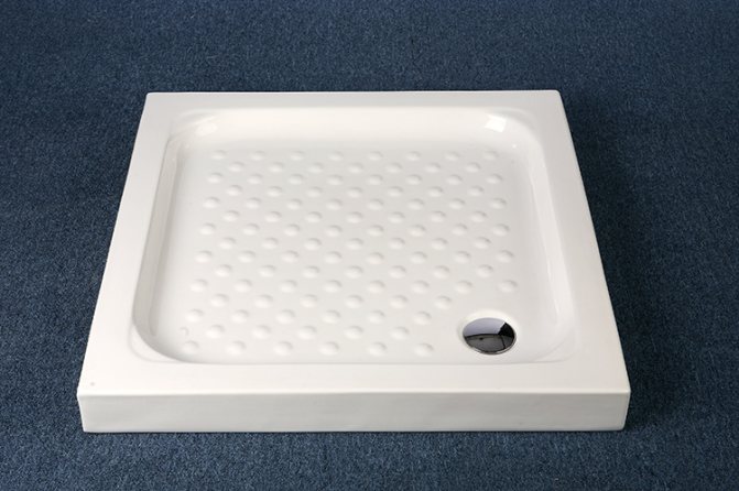 Receveur de douche en céramique