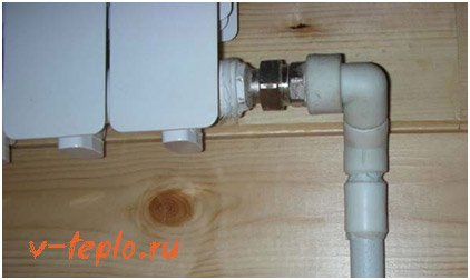 raccordement de tuyaux en plastique