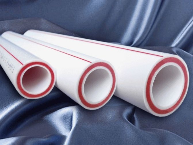 Ramoneur à bûche pour le nettoyage des cheminées Revue des caractéristiques d'utilisation