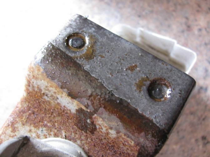 Sèche-serviettes et électrocorrosion qui en résulte