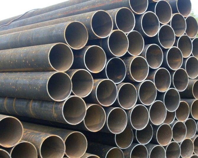Tubes en acier soudés longitudinaux