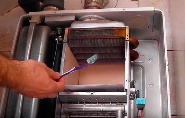 Rinçage des échangeurs de chaleur à plaques, méthodes de mise en œuvre et importance du processus