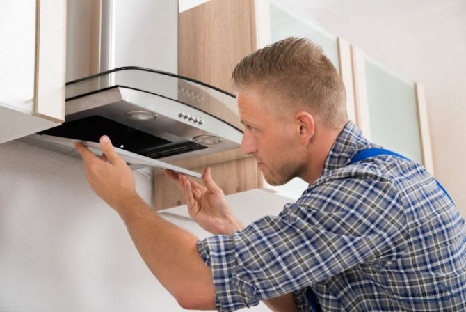 Vérification du fonctionnement de la hotte