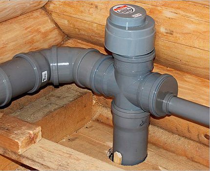 Placement de l'aérateur sur des sections horizontales de la canalisation