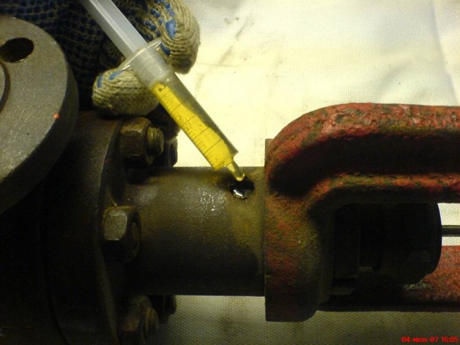 Lubrification de la boîte à garniture de réparation de soupape