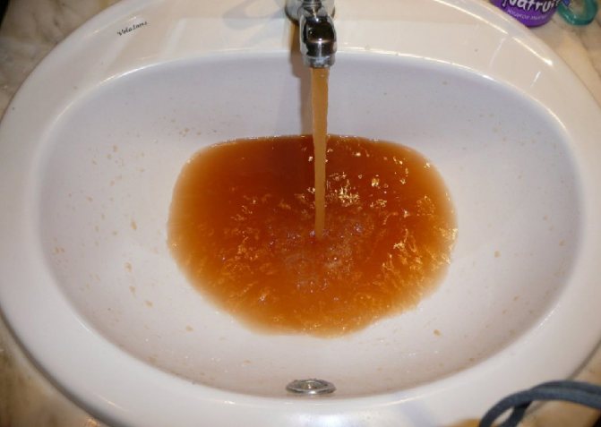 eau rouillée