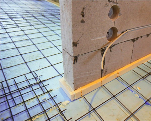 Isolation thermique et renfort en treillis