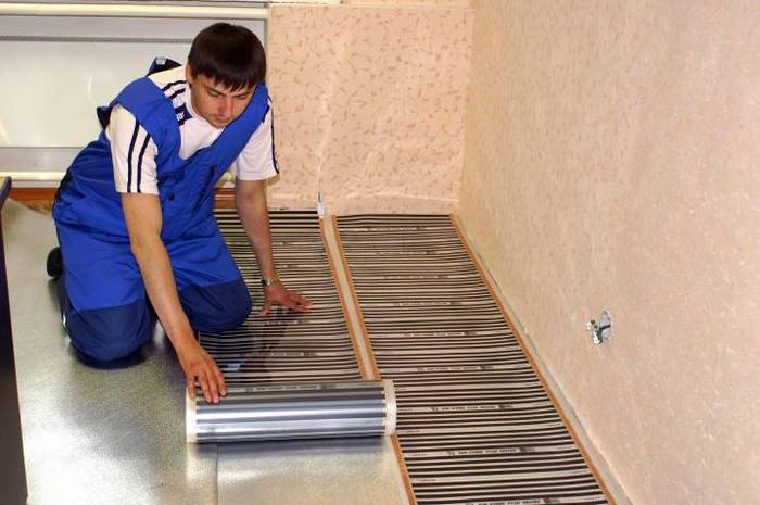 plancher d'eau chaude dans la cuisine