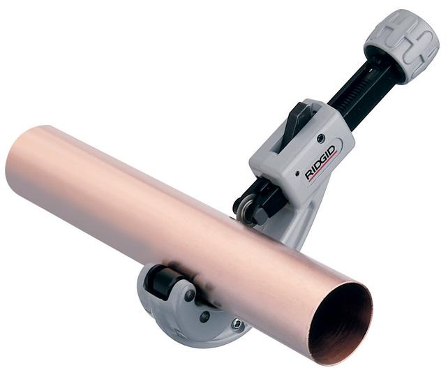 coupe-tube de chauffage par le sol
