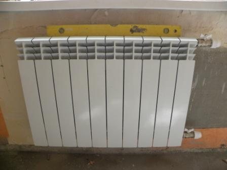 installation du radiateur sur les supports