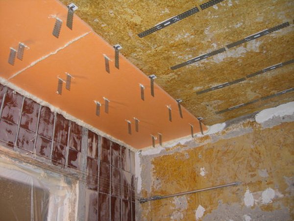 Isolation thermique d'une maison en bois avec penoplex 2
