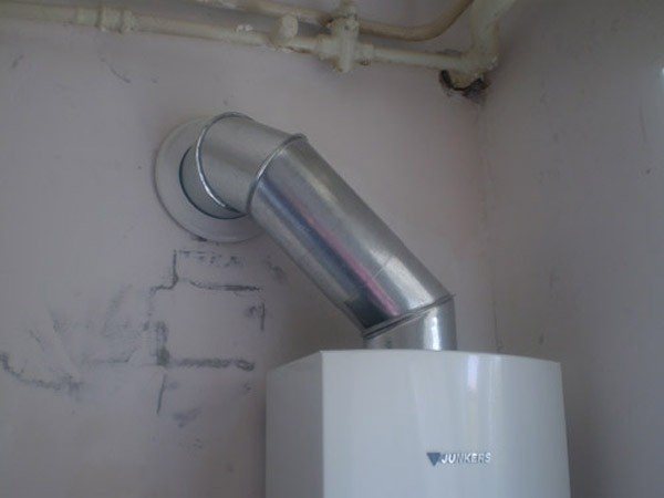 Isolation de la cheminée d'une chaudière à gaz