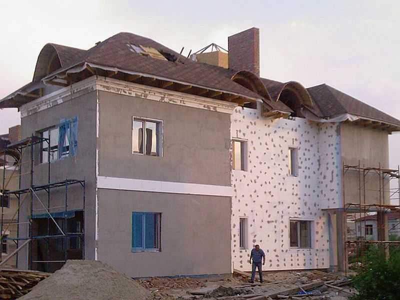 Isoler les murs de la maison avec de la mousse: détruire les mythes