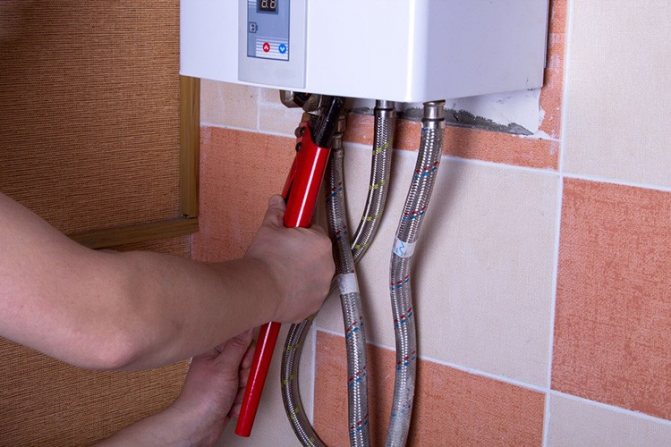 Chaque appareil de chauffage au gaz a une vanne de vidange, mais il ne doit être utilisé que lors du démontage de l'équipement.