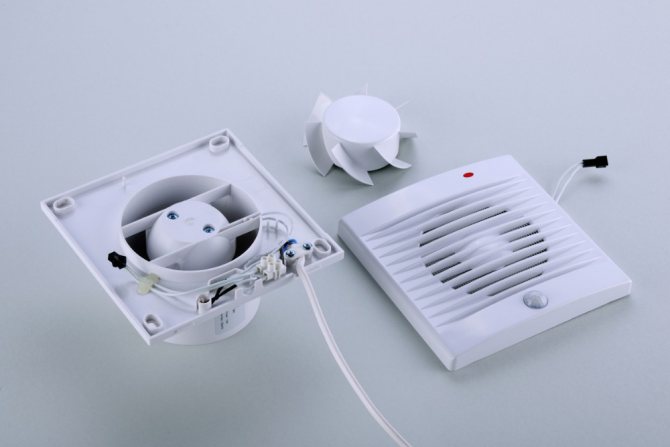 hotte aspirante avec ventilateur